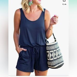 Reoria navy romper size large